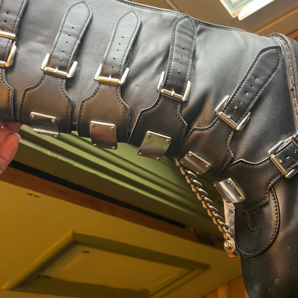 Celnepho Women’s Goth Punk Black Platform Buckle Zip Boots Size 7 AS IS